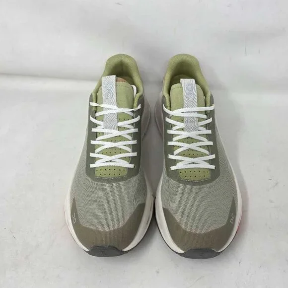 New 9.5 ON Cloudnova Form 2 sneakers in Chalk / Salmon from Anthropologie - Picture 7 of 11